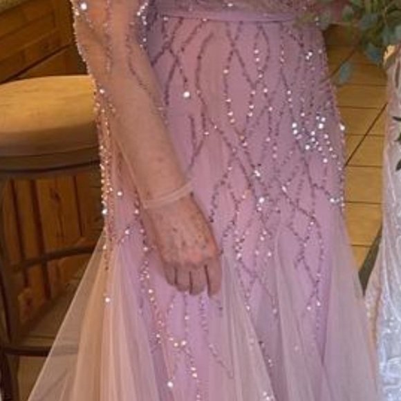 Gown dress for sale - Picture 2 of 3